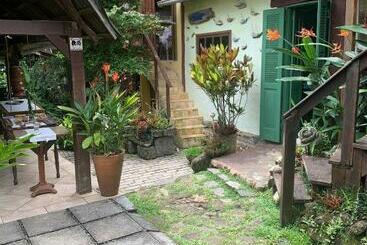 پانسیون Pousada Cachoeira