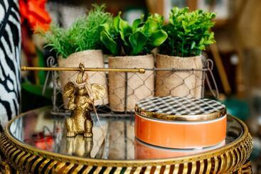 بنسيون The Stables Townhouse B&b