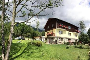 ペンション Vila Limba