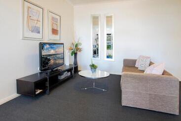 The Bay Apartments