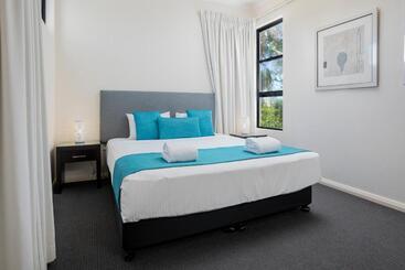 The Bay Apartments