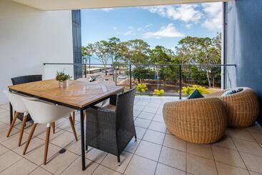 The Bay Apartments