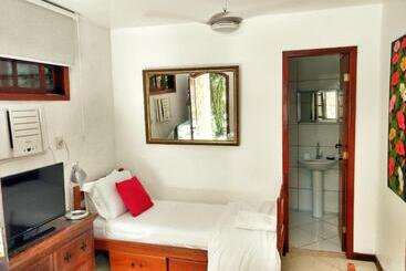 پانسیون Aratinga Inn