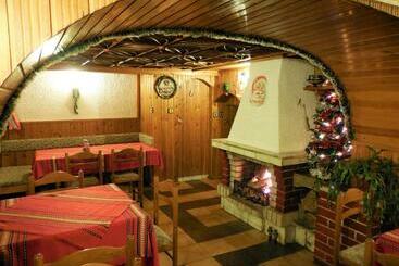 پانسیون Boyadjiyski Guest House