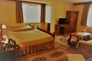 پانسیون Boyadjiyski Guest House
