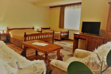 پانسیون Boyadjiyski Guest House