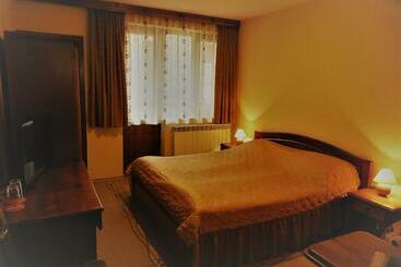 پانسیون Boyadjiyski Guest House