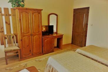 پانسیون Boyadjiyski Guest House