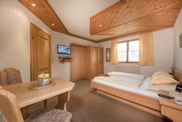 پانسیون Gästehaus Gratz   Inklusive Eintritt In Die Alpentherme