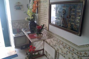 پانسیون Guest House Capitao Mor