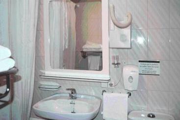 پانسیون Hostal Arotza