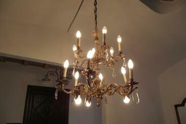 پانسیون Hostal Cal Pla