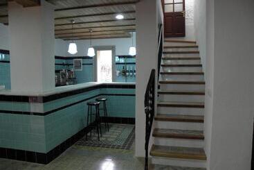 پانسیون Hostal Cal Pla