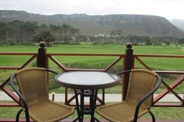 پانسیون Mulligans Guest Lodge
