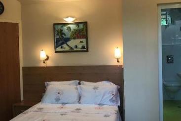 پانسیون Vila Saltanat 41