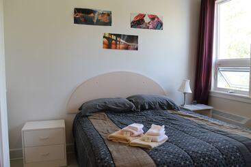 هاستل Auberge La Petite école De Forillon