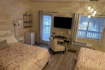 Общежитие Inn On Canyon
