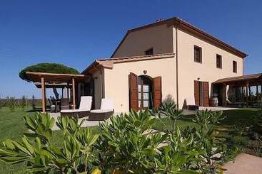 هتل Agriturismo Il Pelago