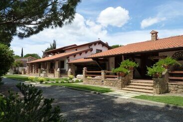 هتل Agriturismo La Rombaia