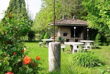 هتل Agriturismo Radaméz