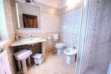 هتل Saturnia Pian Di Cataverna