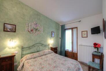 هتل Saturnia Pian Di Cataverna