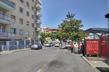 پانسیون Adriatic Room 50 M Dalla Stazione Ferroviaria Di Ciampino E Dalla Navetta Aeroportuale