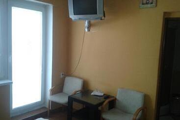 پانسیون Garni Hotel Sonata
