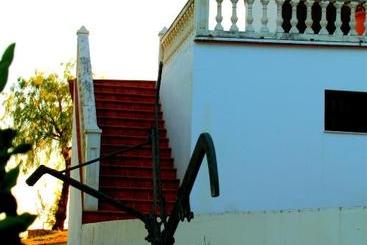 پانسیون Posada Los Pedregales