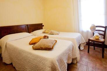 هتل Agriturismo Borgo Vigna Vecchia