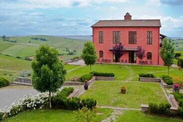 هتل Agriturismo Borgo Vigna Vecchia