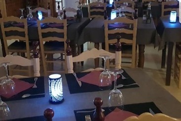 هتل Hostal Ondina