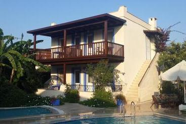 Paradise Garden Apartments