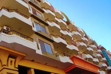 Paradise Hill Apartments