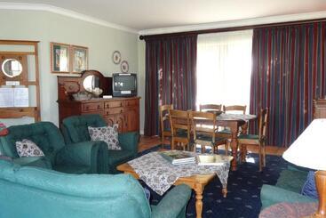 پانسیون Braeview Guest House