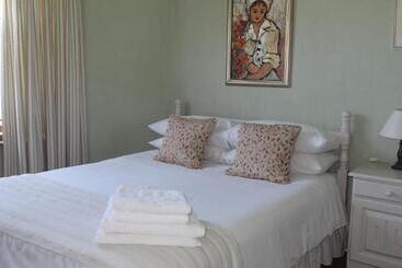 پانسیون Braeview Guest House