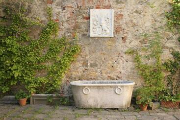 پانسیون Castello Malaspina Di Fosdinovo