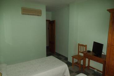 پانسیون Hostal San Andres