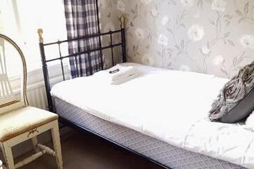 پانسیون Huskvarna Hotell & Vandrarhem