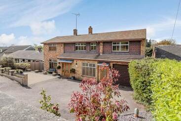 پانسیون Richmond Lane Guest House   Aa Accredited