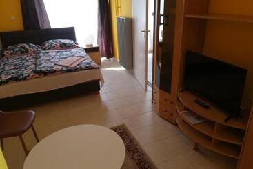 پانسیون Tarr Tímea Apartmanok