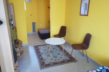 پانسیون Tarr Tímea Apartmanok