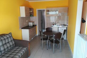 پانسیون Tarr Tímea Apartmanok