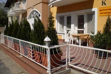 پانسیون Tarr Tímea Apartmanok