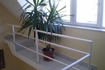 پانسیون Tarr Tímea Apartmanok