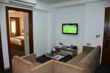Hayali Suites