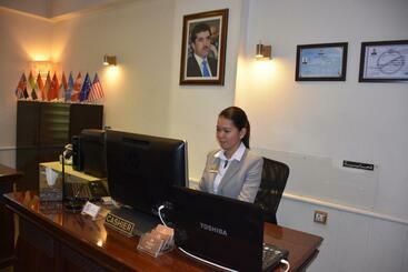 Hayali Suites