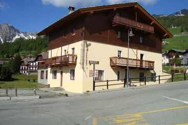 Pension (Hôtel basse catégorie) Affittacamere La Falconetta