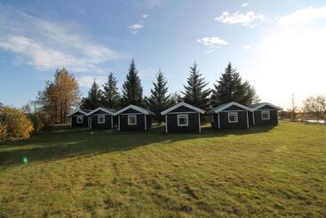 پانسیون Arhus Cottage And Camping