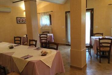 هتل Agriturismo Flabeto